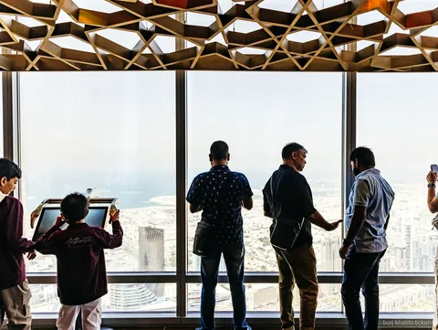 Area SKY Lounge incluso nei biglietti Burj Khalifa Livello 148
