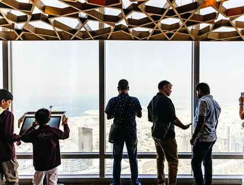Espace SKY Lounge inclus avec le billet Burj Khalifa niveau 148