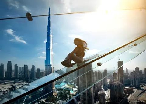 Salon SKY niveau 148 du Burj Khalifa inclus dans le billet combiné Sky Views