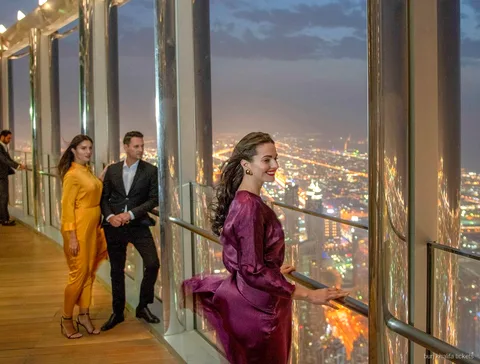 Przystawki i drinki wliczone w bilet VIP Lounge Burj Khalifa